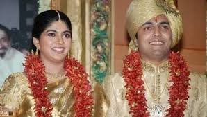 adhik ravichandran wife